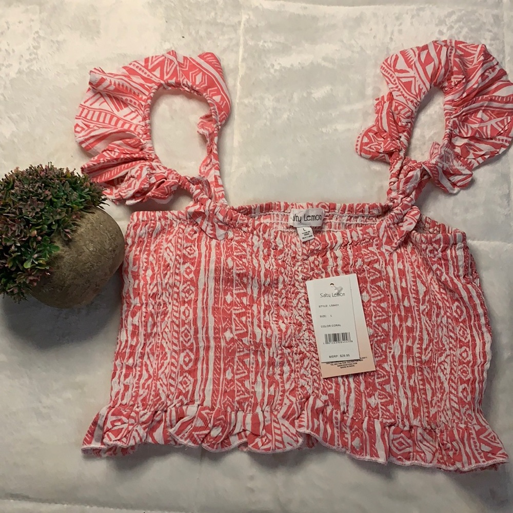 BNWT- Salty Lemon -crop top